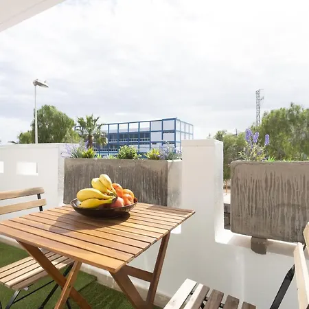 Apartment Home2book Stylish Seaside Apt